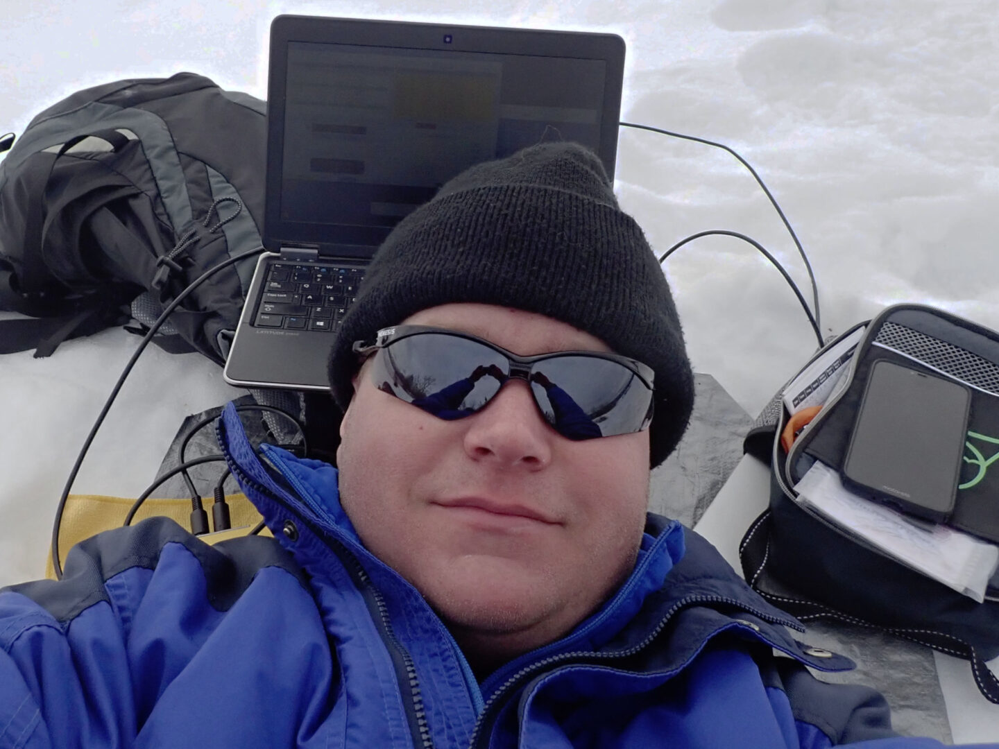 Operating FT8 with 5 watts in Alaska, in the snow